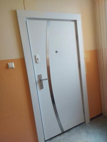 Drzwi11